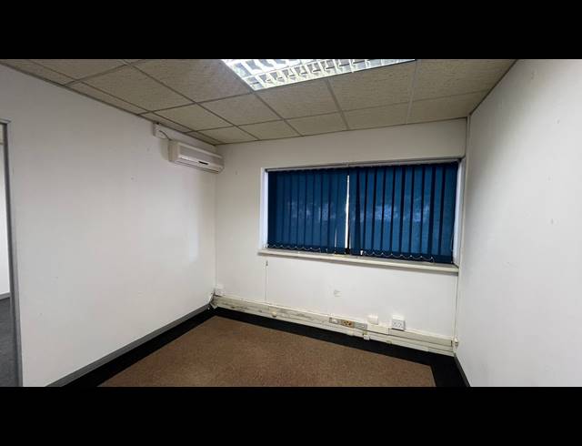 72M² OFFICE TO LET IN EMPANGENI CENTRAL